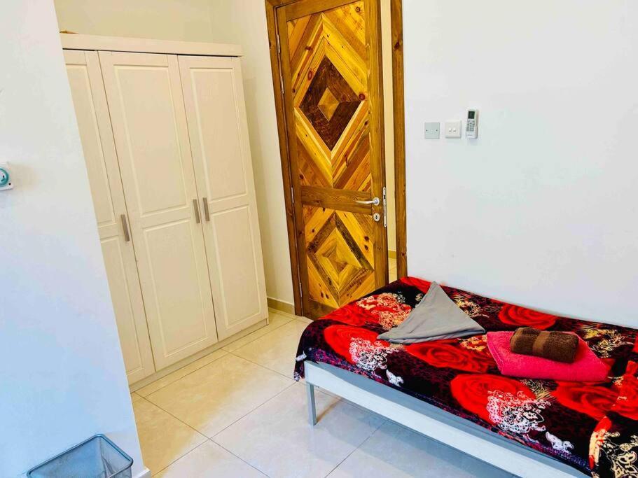 Duplex Whiskey Home 200M Away From The Sea And The Square St. Paul's Bay Dış mekan fotoğraf