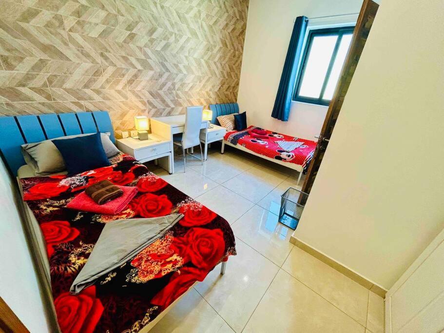 Duplex Whiskey Home 200M Away From The Sea And The Square St. Paul's Bay Dış mekan fotoğraf