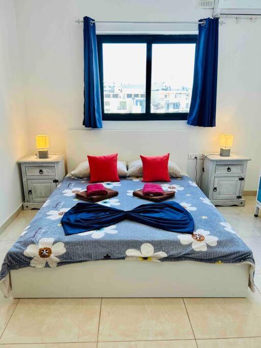 Duplex Whiskey Home 200M Away From The Sea And The Square St. Paul's Bay Dış mekan fotoğraf